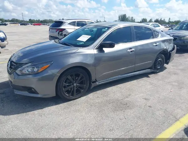 1N4AL3AP3JC177947 2018 NISSAN ALTIMA - Image 2