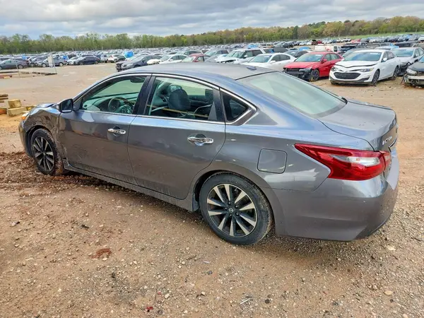 1N4AL3AP3JC180931 2018 NISSAN ALTIMA - Image 2
