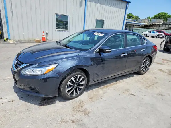 1N4AL3AP3JC181061 2018 NISSAN ALTIMA - Image 1