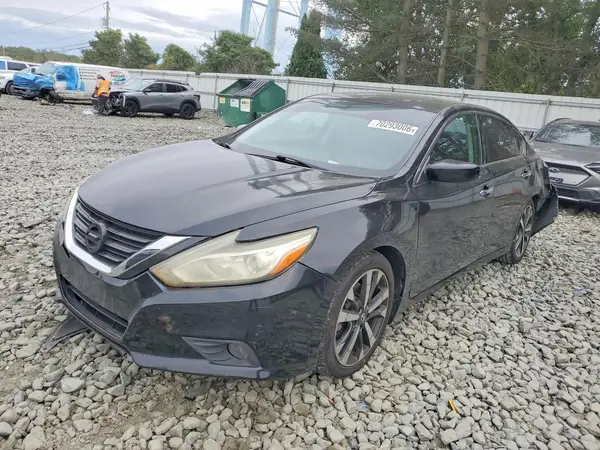 1N4AL3AP3JC183862 2018 NISSAN ALTIMA - Image 1