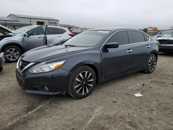 1N4AL3AP3JC185417 2018 NISSAN ALTIMA - Image 1