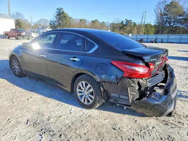 1N4AL3AP3JC185854 2018 NISSAN ALTIMA - Image 2