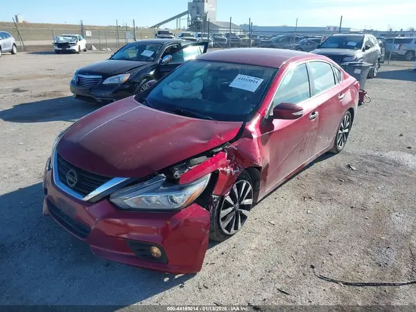 1N4AL3AP3JC185921 2018 NISSAN ALTIMA - Image 2