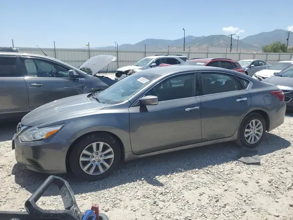 1N4AL3AP3JC187524 2018 NISSAN ALTIMA - Image 1