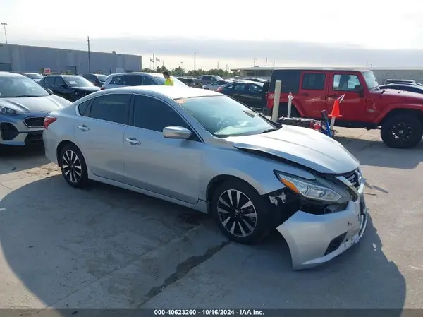 1N4AL3AP3JC188463 2018 NISSAN ALTIMA - Image 1