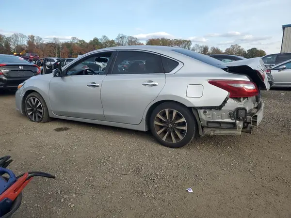 1N4AL3AP3JC190018 2018 NISSAN ALTIMA - Image 2