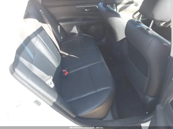 1N4AL3AP3JC192805 2018 NISSAN ALTIMA - Image 8