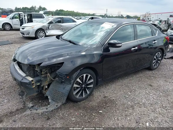 1N4AL3AP3JC193534 2018 NISSAN ALTIMA - Image 2