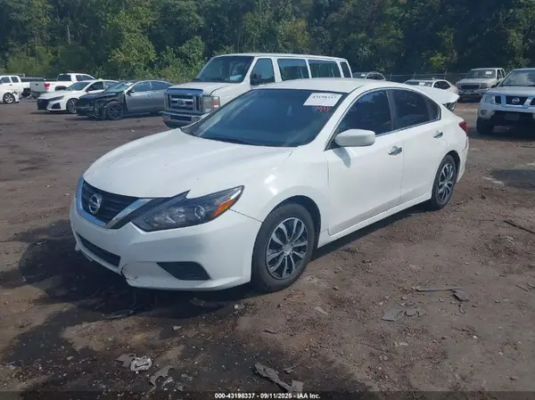 1N4AL3AP3JC194716 2018 NISSAN ALTIMA - Image 2