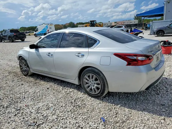 1N4AL3AP3JC194828 2018 NISSAN ALTIMA - Image 2
