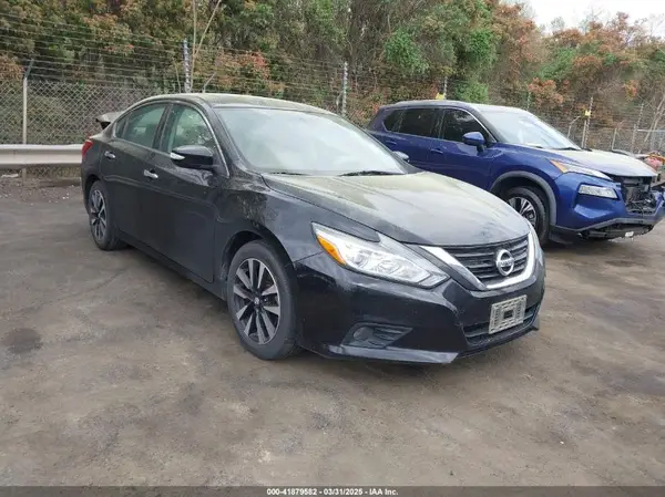 1N4AL3AP3JC195154 2018 NISSAN ALTIMA - Image 1