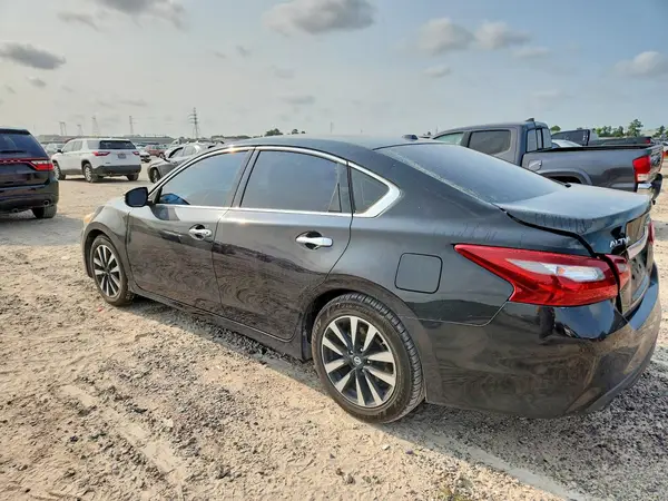 1N4AL3AP3JC198989 2018 NISSAN ALTIMA - Image 2