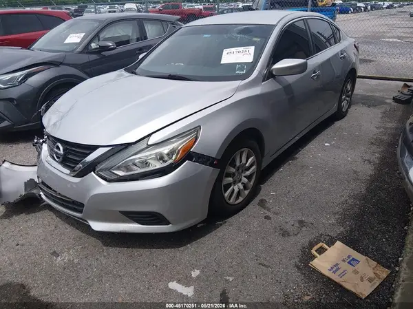 1N4AL3AP3JC203768 2018 NISSAN ALTIMA - Image 2