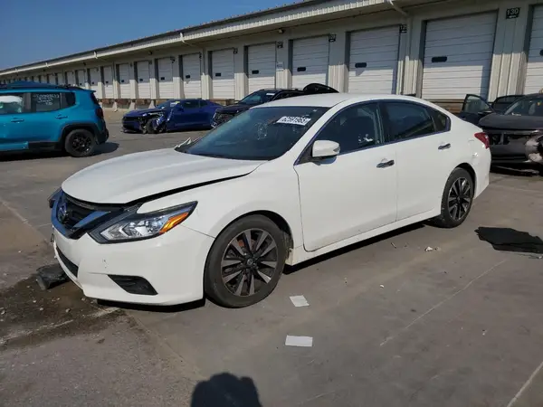 1N4AL3AP3JC205410 2018 NISSAN ALTIMA - Image 1