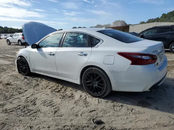 1N4AL3AP3JC206797 2018 NISSAN ALTIMA - Image 2