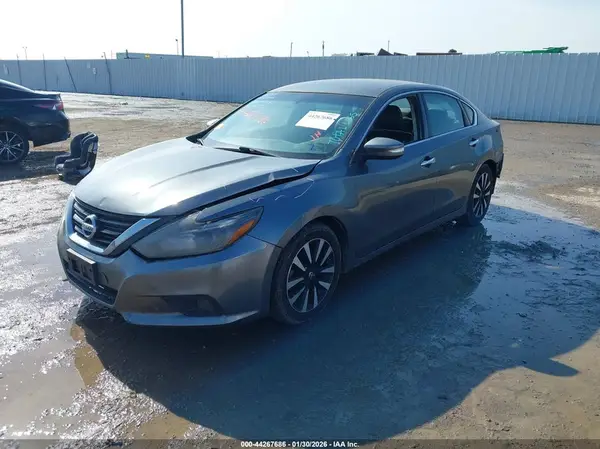 1N4AL3AP3JC207464 2018 NISSAN ALTIMA - Image 2
