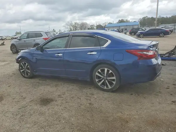 1N4AL3AP3JC207593 2018 NISSAN ALTIMA - Image 2