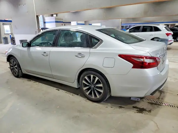 1N4AL3AP3JC208792 2018 NISSAN ALTIMA - Image 2