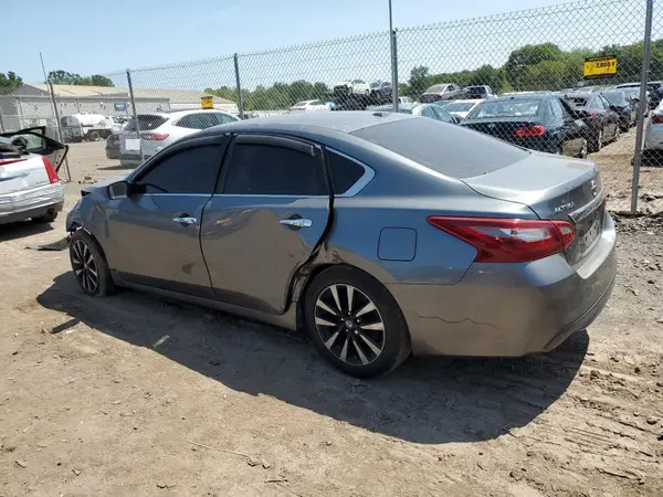 1N4AL3AP3JC212096 2018 NISSAN ALTIMA - Image 2