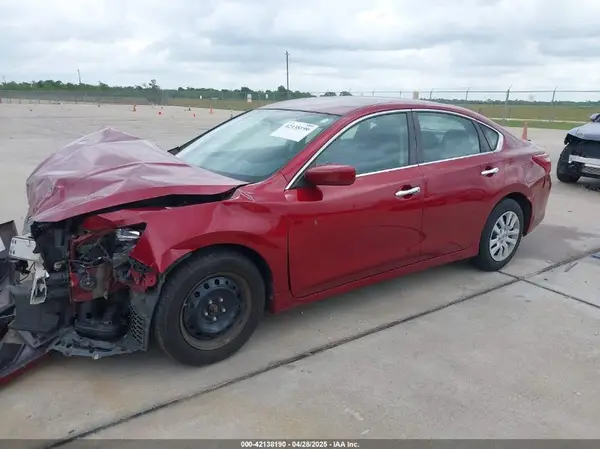 1N4AL3AP3JC213720 2018 NISSAN ALTIMA - Image 2