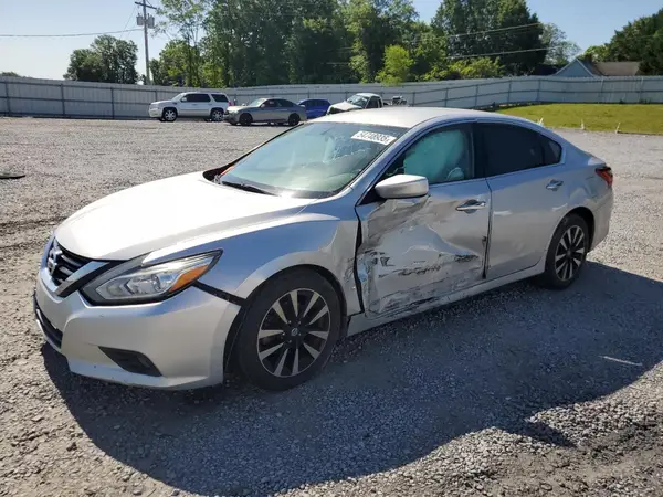 1N4AL3AP3JC214902 2018 NISSAN ALTIMA - Image 1