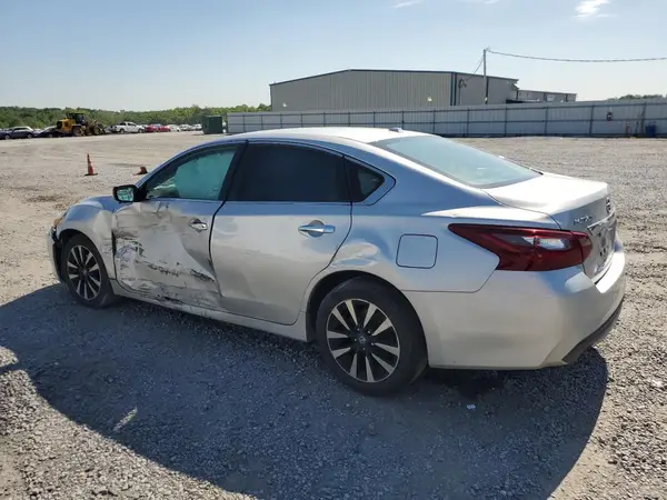 1N4AL3AP3JC214902 2018 NISSAN ALTIMA - Image 2