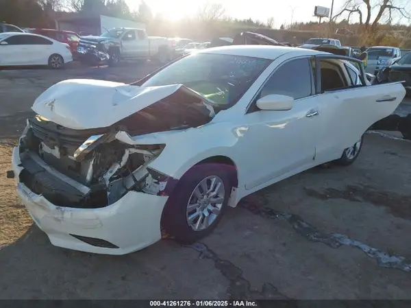 1N4AL3AP3JC218657 2018 NISSAN ALTIMA - Image 2