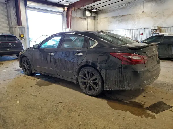 1N4AL3AP3JC219579 2018 NISSAN ALTIMA - Image 2