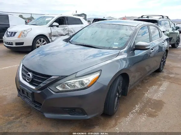 1N4AL3AP3JC222725 2018 NISSAN ALTIMA - Image 2