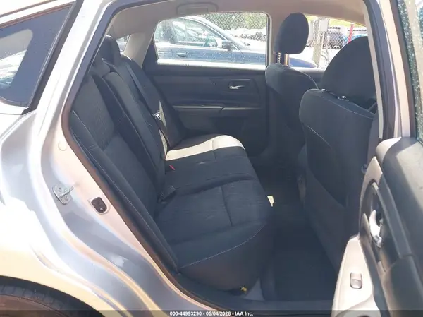1N4AL3AP3JC225964 2018 NISSAN ALTIMA - Image 8