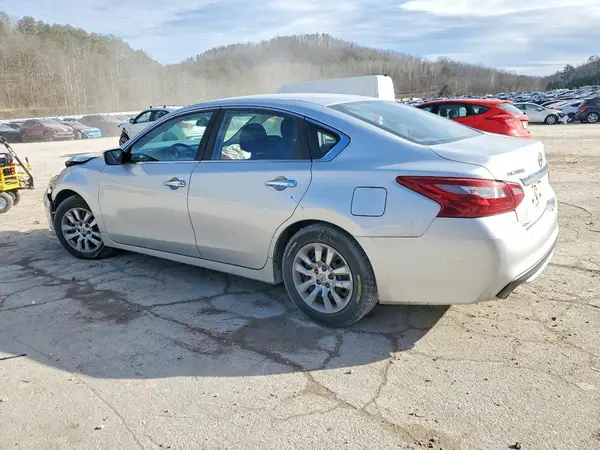 1N4AL3AP3JC227584 2018 NISSAN ALTIMA - Image 2