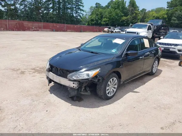 1N4AL3AP3JC230579 2018 NISSAN ALTIMA - Image 2