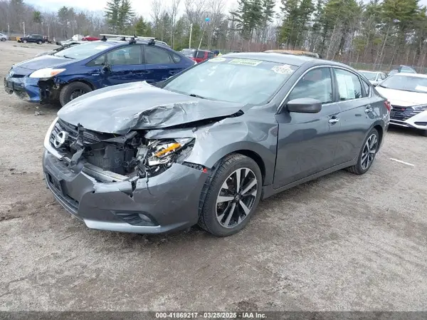 1N4AL3AP3JC233076 2018 NISSAN ALTIMA - Image 2