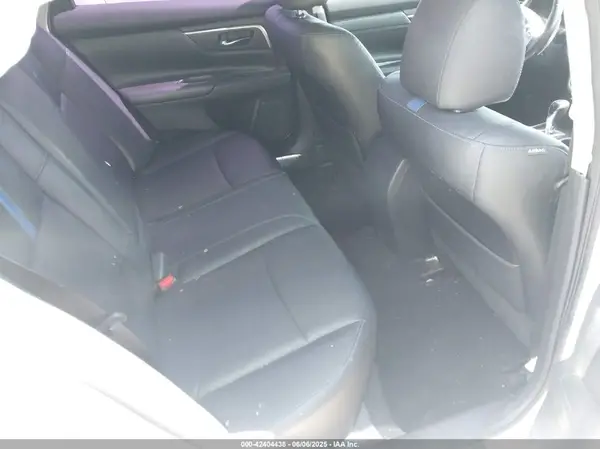 1N4AL3AP3JC233241 2018 NISSAN ALTIMA - Image 8
