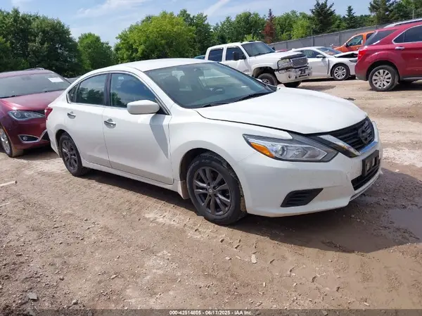 1N4AL3AP3JC235295 2018 NISSAN ALTIMA - Image 1