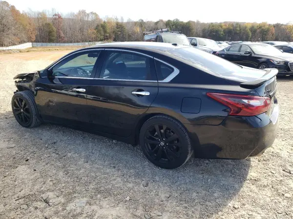 1N4AL3AP3JC238441 2018 NISSAN ALTIMA - Image 2