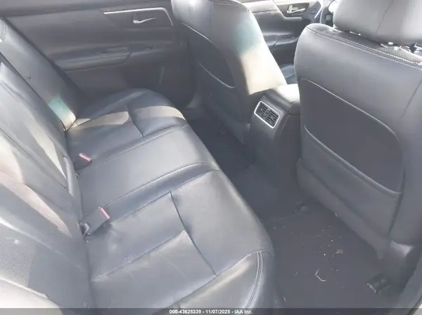 1N4AL3AP3JC239430 2018 NISSAN ALTIMA - Image 8
