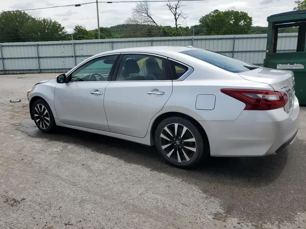 1N4AL3AP3JC243767 2018 NISSAN ALTIMA - Image 2