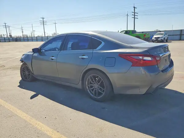 1N4AL3AP3JC245941 2018 NISSAN ALTIMA - Image 2