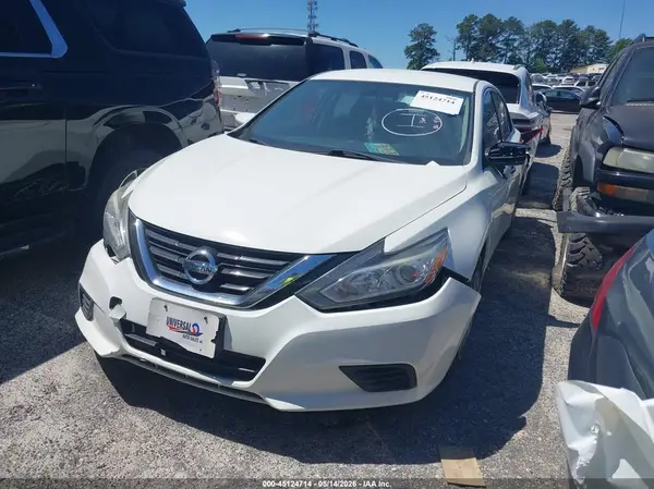 1N4AL3AP3JC247298 2018 NISSAN ALTIMA - Image 2