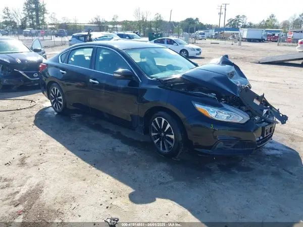1N4AL3AP3JC247804 2018 NISSAN ALTIMA - Image 1