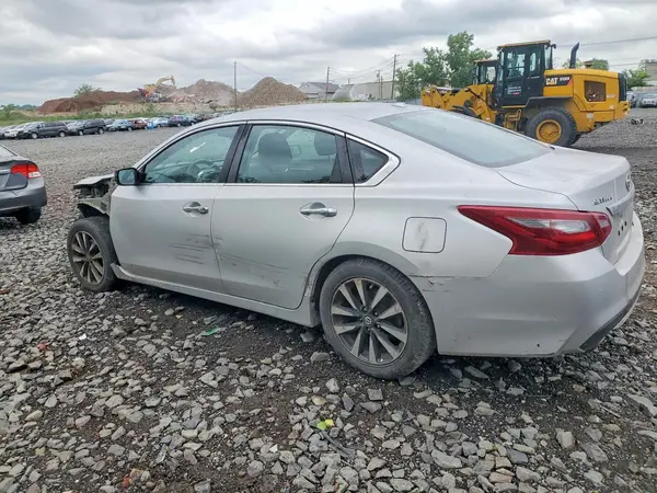 1N4AL3AP3JC248810 2018 NISSAN ALTIMA - Image 2