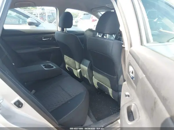 1N4AL3AP3JC250573 2018 NISSAN ALTIMA - Image 8