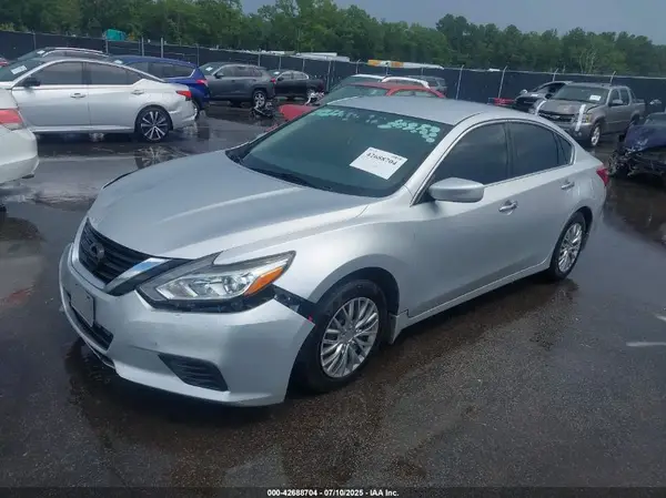 1N4AL3AP3JC251111 2018 NISSAN ALTIMA - Image 2
