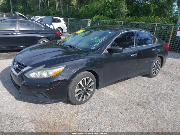 1N4AL3AP3JC251223 2018 NISSAN ALTIMA - Image 2
