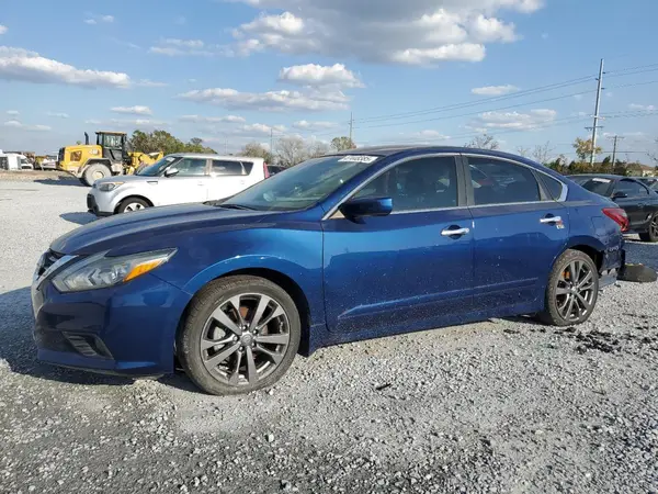 1N4AL3AP3JC251979 2018 NISSAN ALTIMA - Image 1