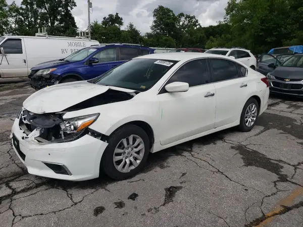 1N4AL3AP3JC252601 2018 NISSAN ALTIMA - Image 1