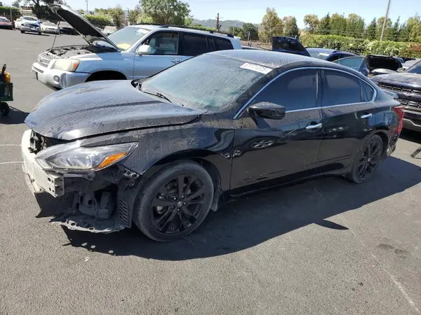 1N4AL3AP3JC255207 2018 NISSAN ALTIMA - Image 1