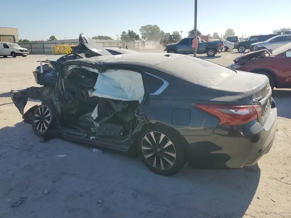 1N4AL3AP3JC255224 2018 NISSAN ALTIMA - Image 2