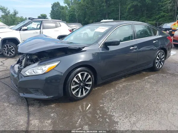 1N4AL3AP3JC255546 2018 NISSAN ALTIMA - Image 2